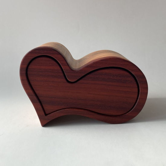 Picture of Bandsaw Wooden Jewelry Box-Heart